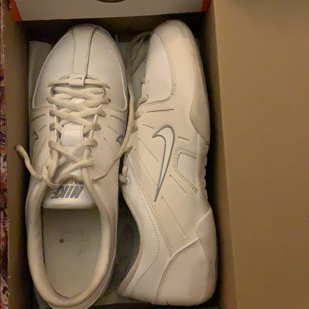 Nike Air Mix Down Cheer ll Shoes